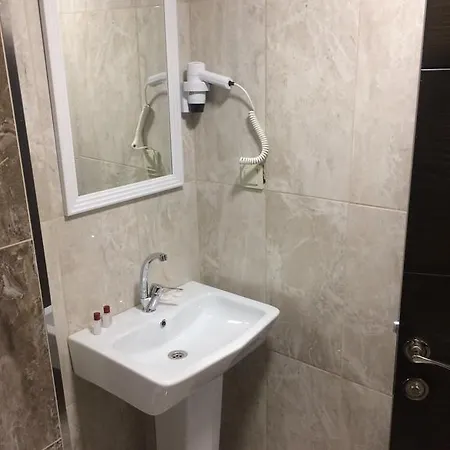 Maltepe Manhattan Otel 3*